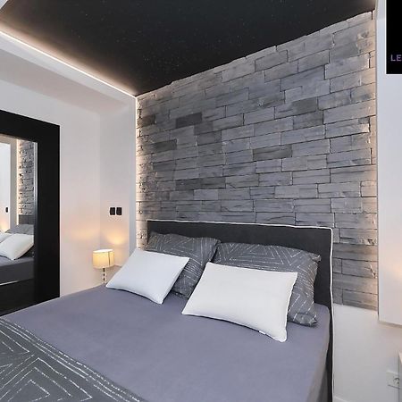 Legacy Marine2 - Zadar, Luxury Suites Bagian luar foto